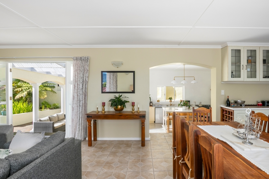 3 Bedroom Property for Sale in Costa Sarda Western Cape